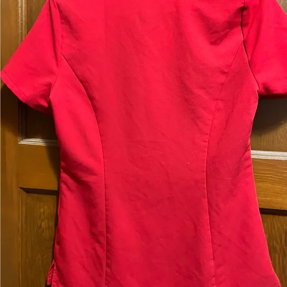 Figs Red XS V-neck Catarina Scrub Too - Picture 2 of 2